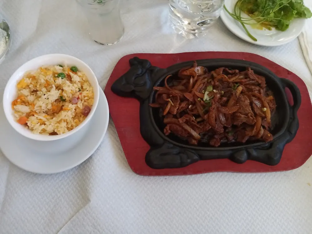 Boeuf Oignons Aux Et Riz Cantonais